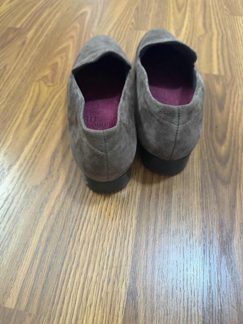 Munro Harrison suede slip-on loafer size 10 - Picture 3 of 7